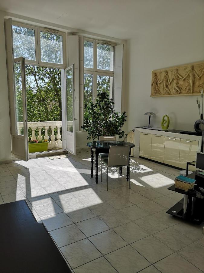 Appartement De 105M2, Balcon Sur Cours De La Republique นาร์บอนน์ ภายนอก รูปภาพ