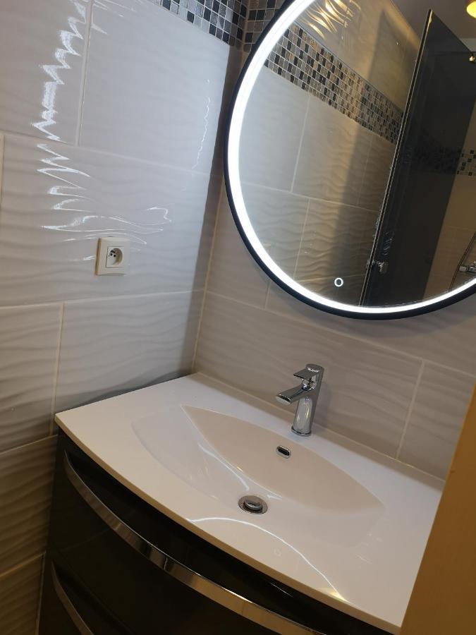 Appartement De 105M2, Balcon Sur Cours De La Republique นาร์บอนน์ ภายนอก รูปภาพ